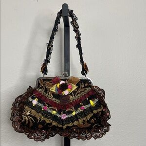 Victorian Boho Tapestry Kisslock Purse Lace Floral Embellished Bag